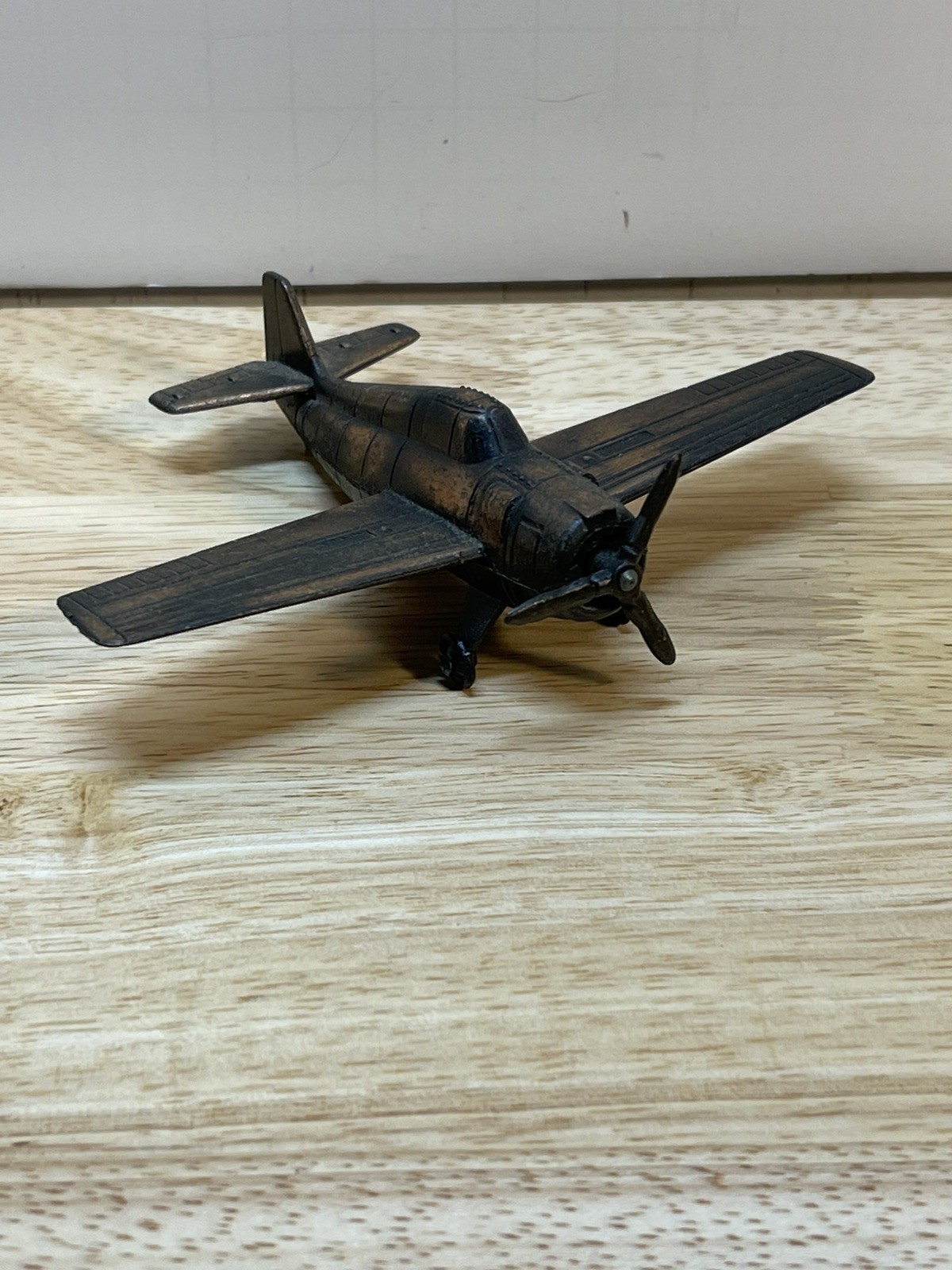 F4U CORSAIR PLANE BRONZE DIE CAST METAL COLLECTIBLE PENCIL SHARPENER NEW / BOX