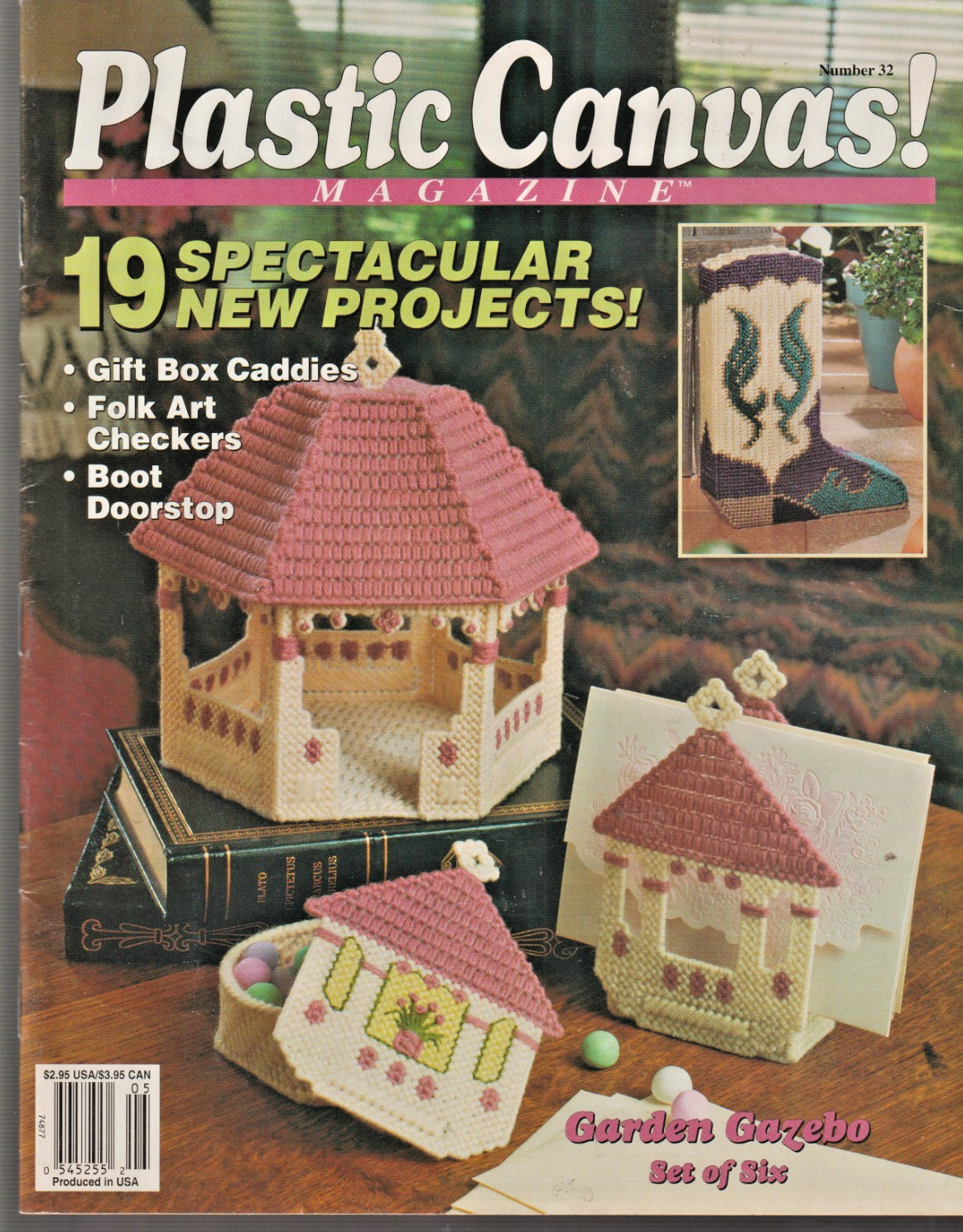 19 Spectacular Projects - PLASTIC CANVAS MAGAZINE- #32 - May/June 1994 - Caddies
