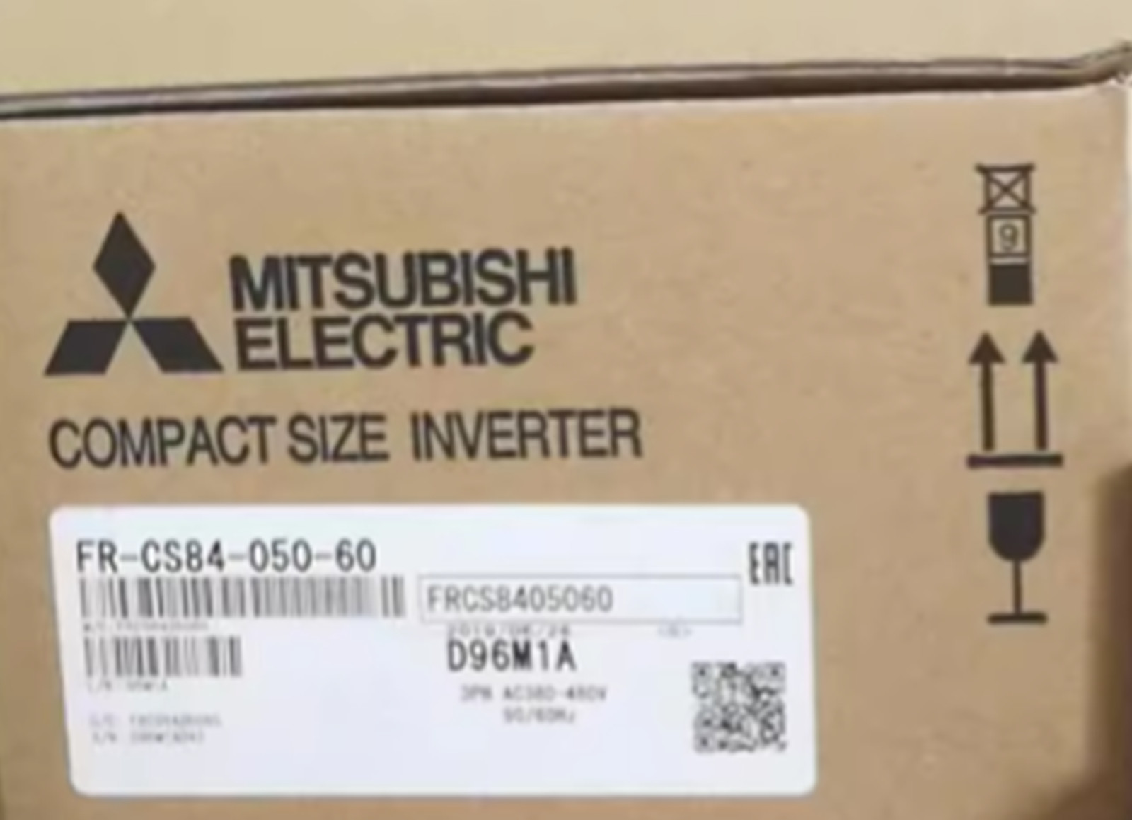 NEW Mitsubishi Frequency Converter FR-CS84-050-60