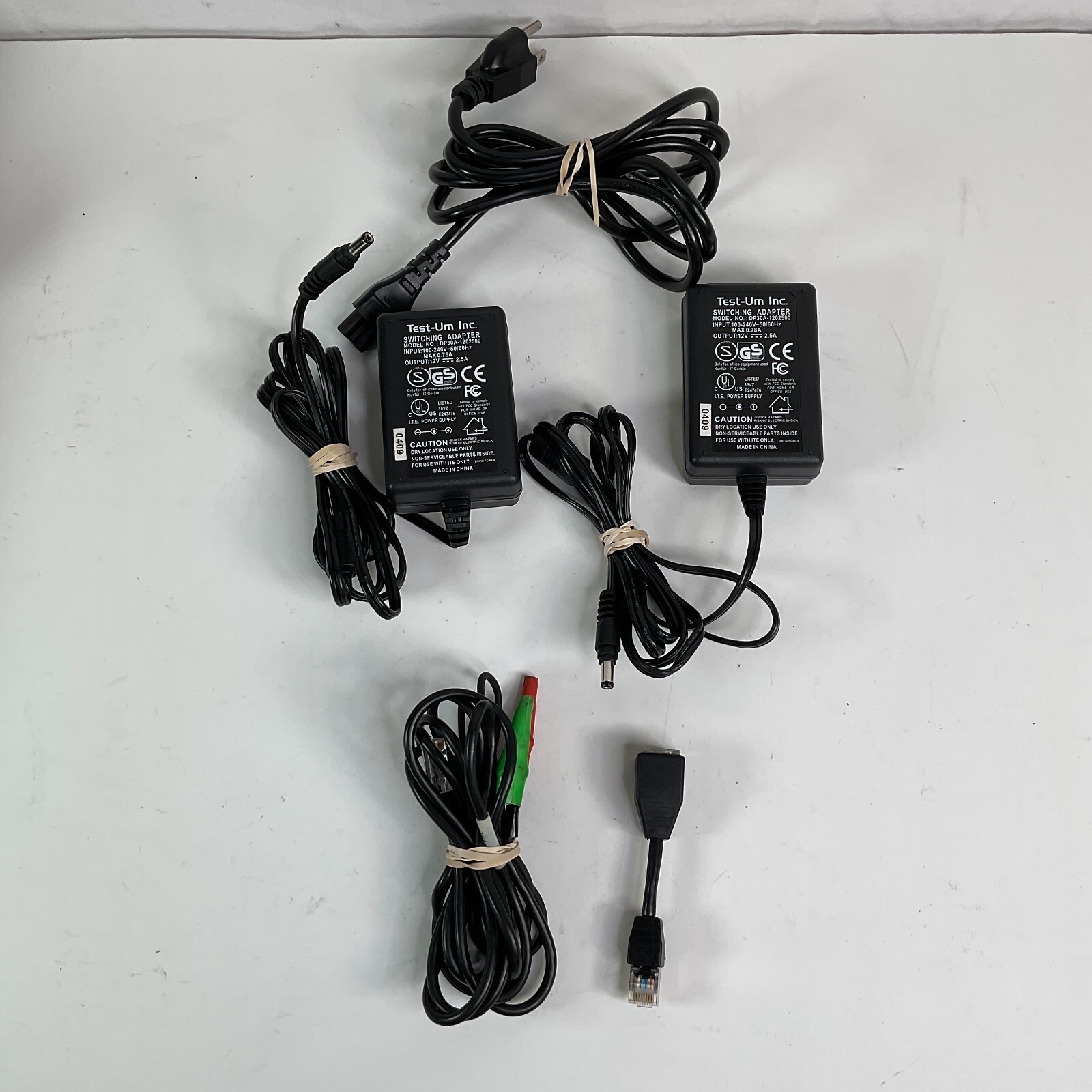 Test-Um Validator NT900 and Validator Remote NT93 Cable Tester with Carrying Bag