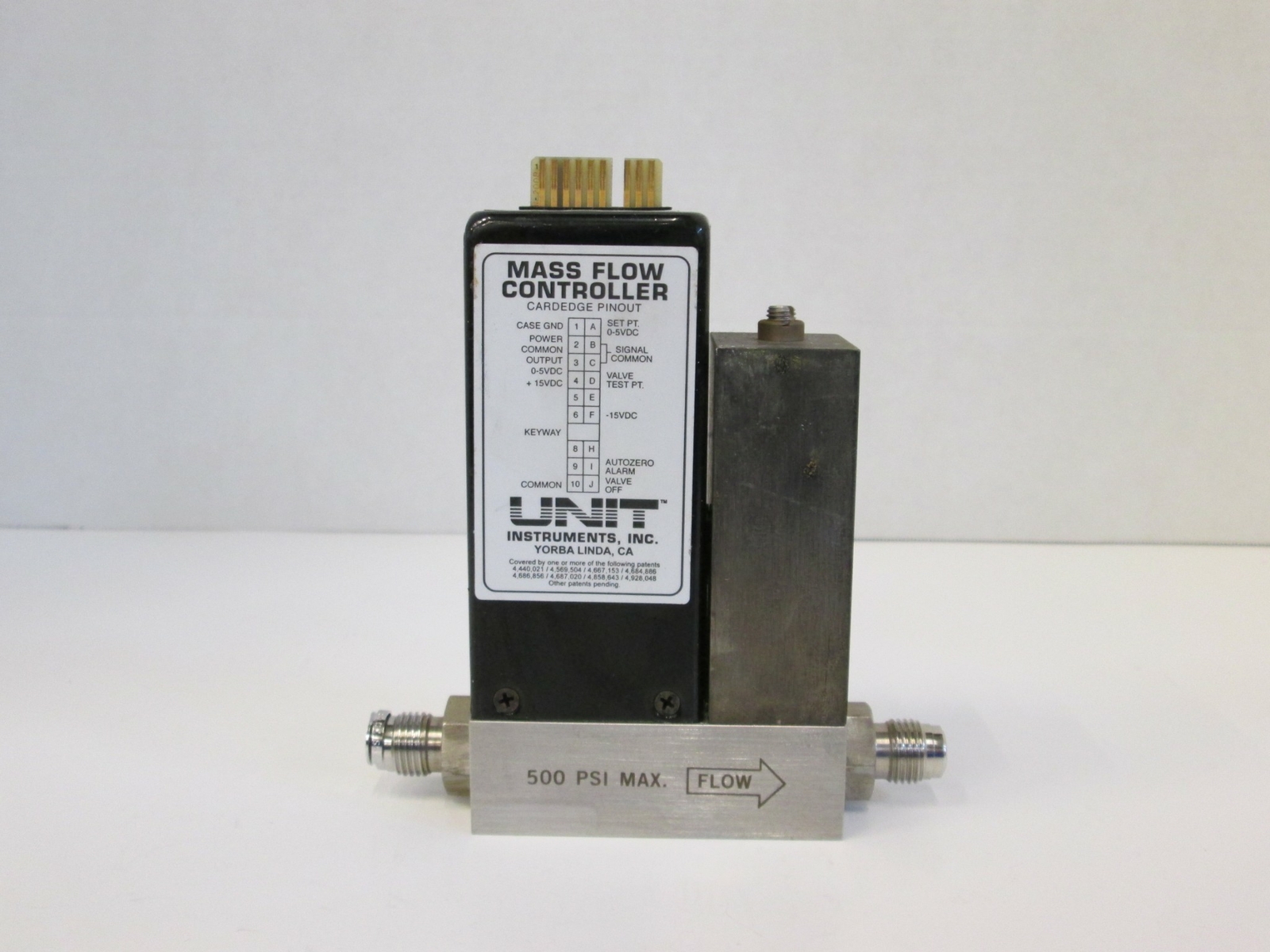 Unit UFC-1110 Mass Flow Controller MFC, N2, 30 SLPM, 1/4" Male