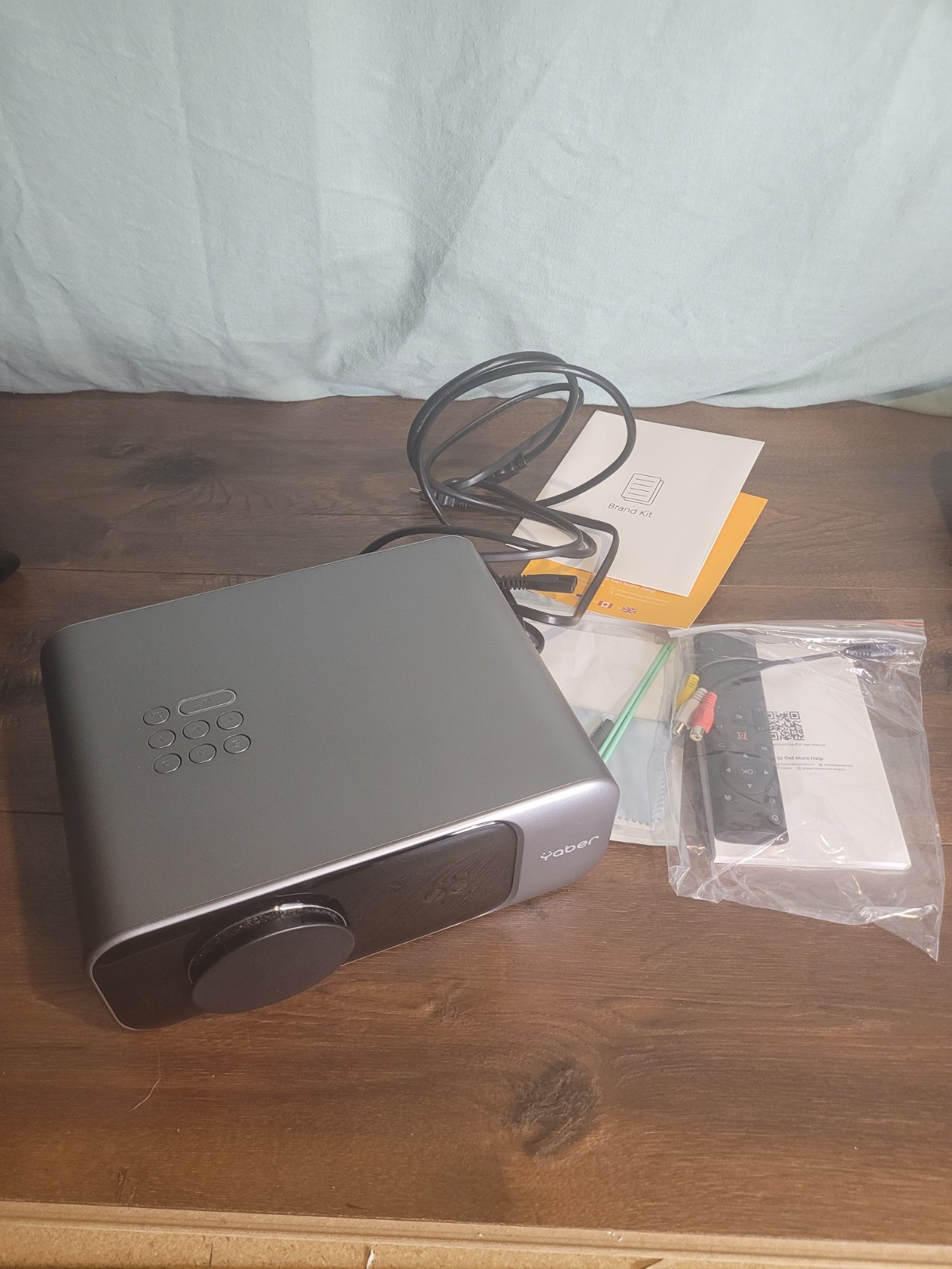 YABER Pro V9 Video Projector WiFi 6 Bluetooth 5.2 1080P New Open Box