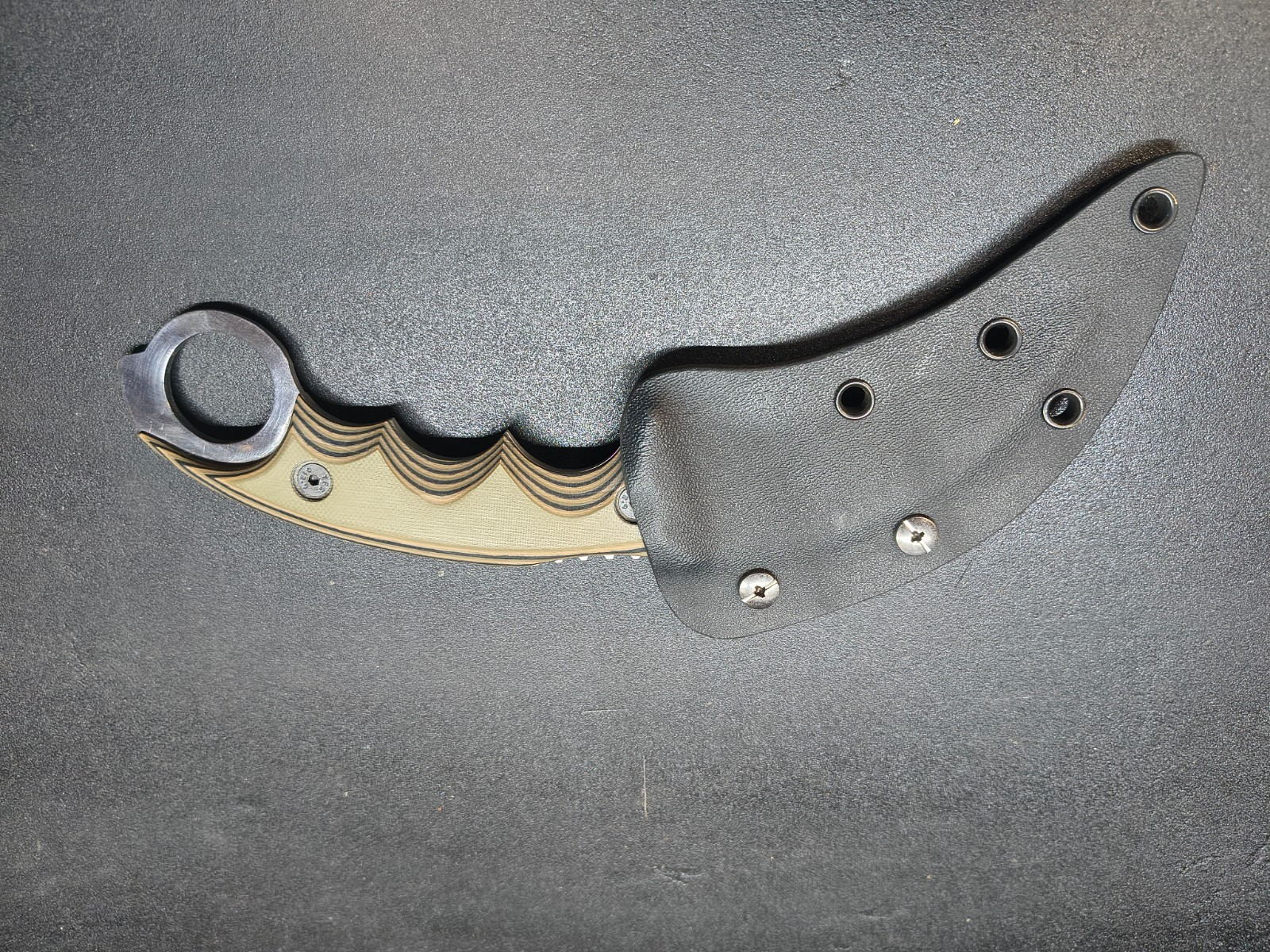 Karambit Knife