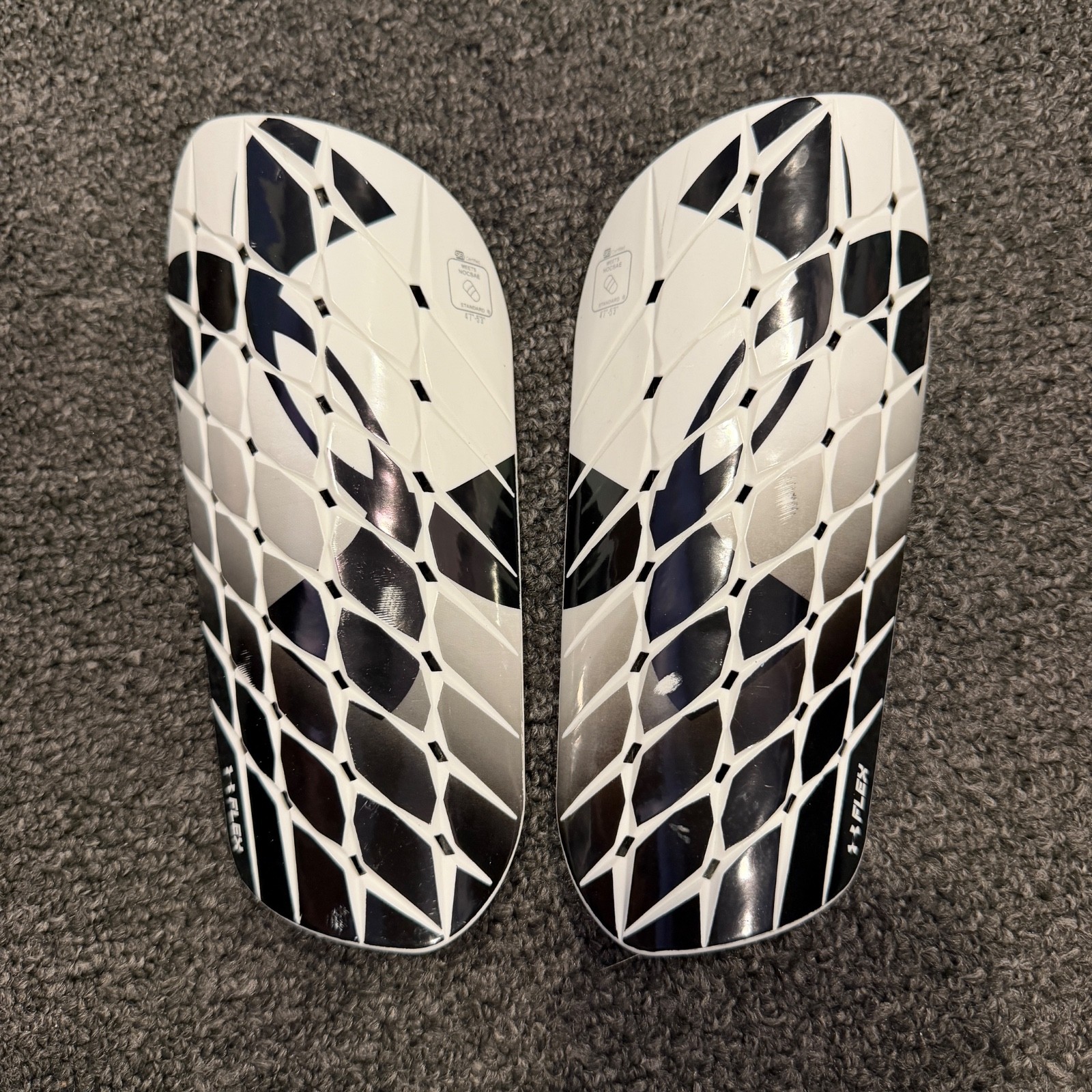 Under Armour Flex Shin Guards 4'7"-5'3"