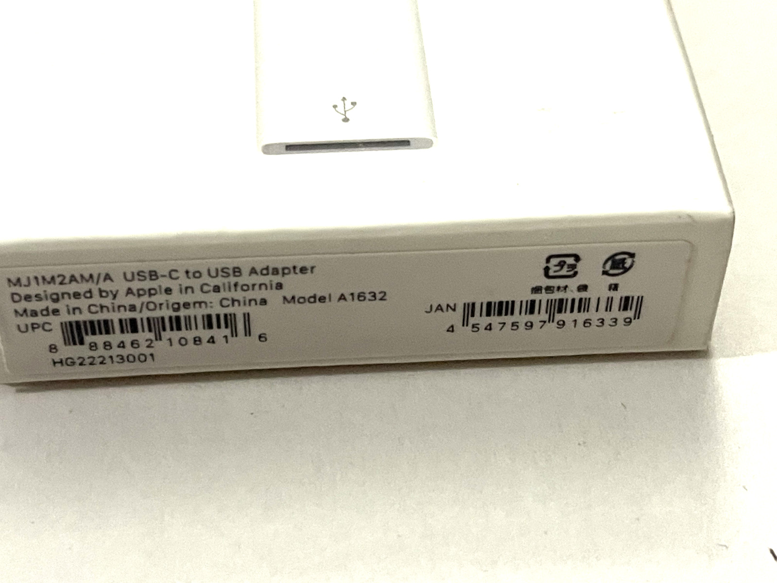 genuine Apple - USB-C-to-USB Adapter - White MJ1M2AM/A