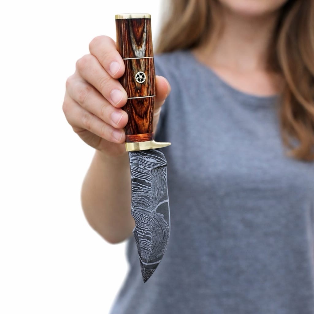 Handmade Damascus Fix Blade Tactical Skinning Knife Wood Handle Brass Guard