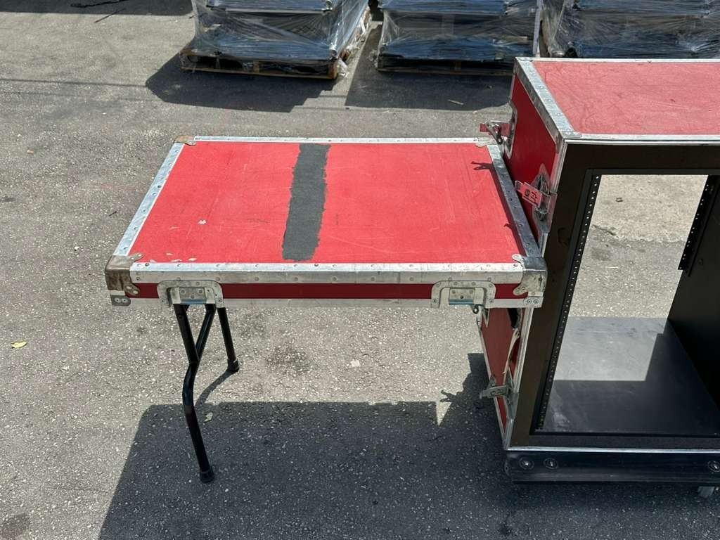Anvil 16 Space Wheeled Rack Case #8700 (One)THS