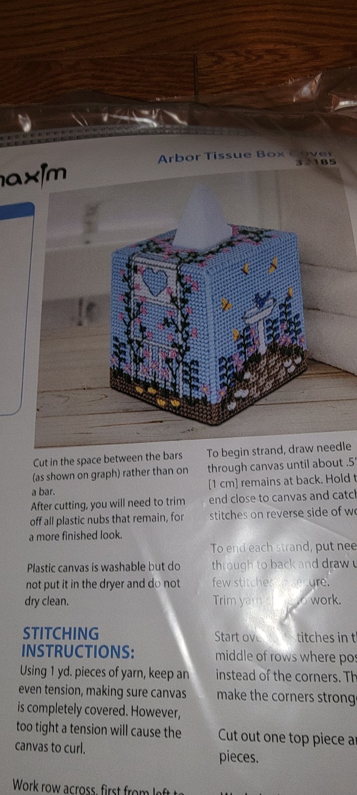 ARBOR TISSUE BOX COVER  - MARY MAXIM KIT