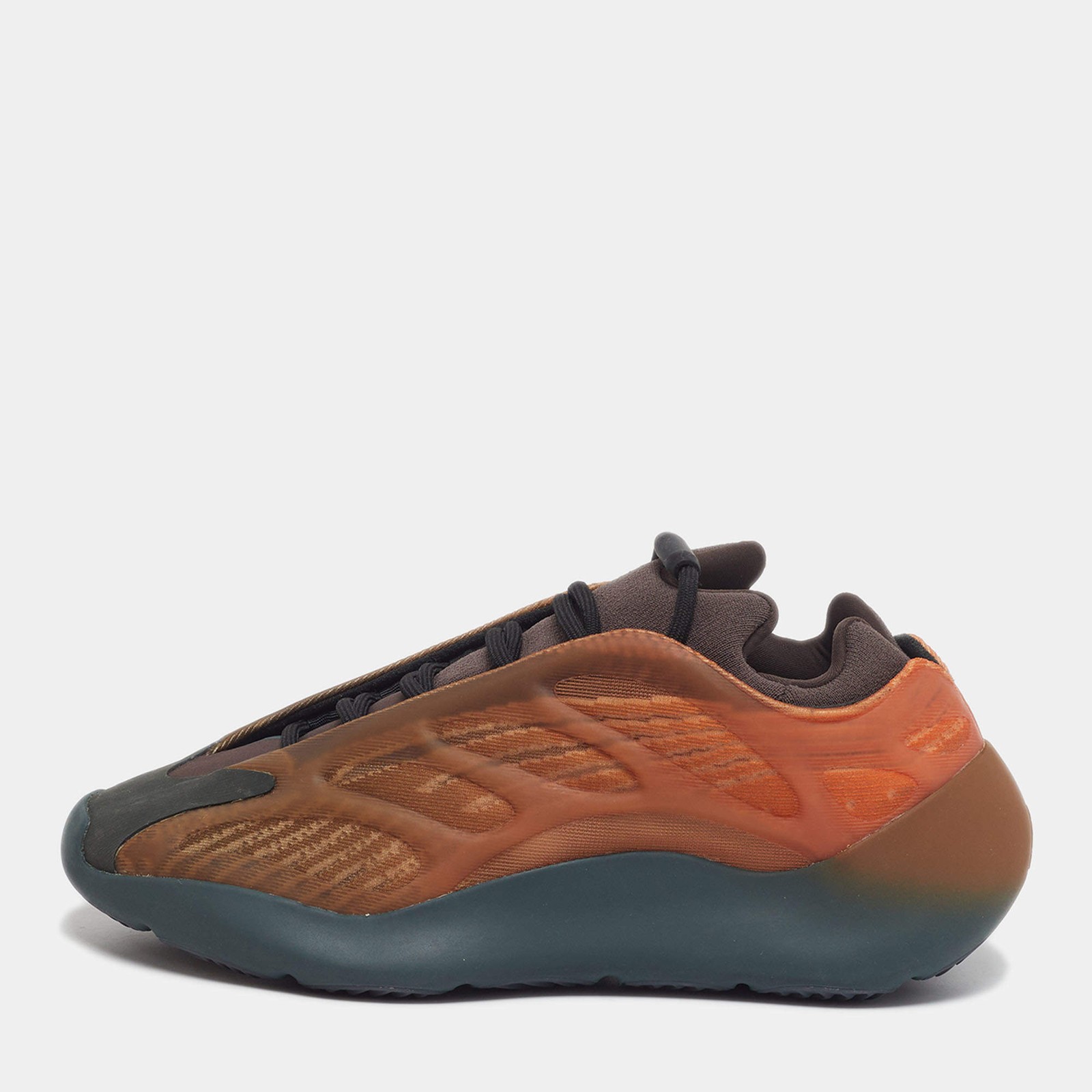Yeezy x Adidas Yeezy 700 Size 42 Tricolor Fabric and Rubber Copper Fade Low Top