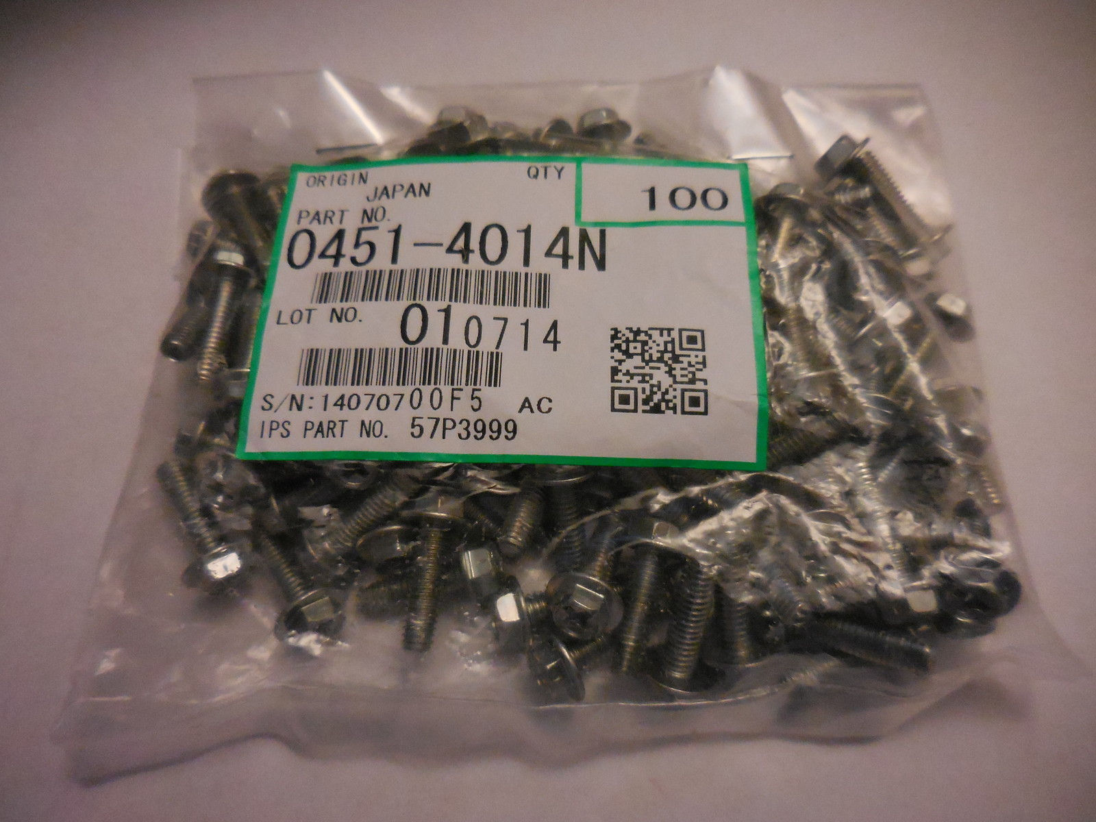 NEW 0451-4014N TAPPING SCREW M4x14  QTY 100 ,  MADE IN JAPAN FREE SHIPPING!!!