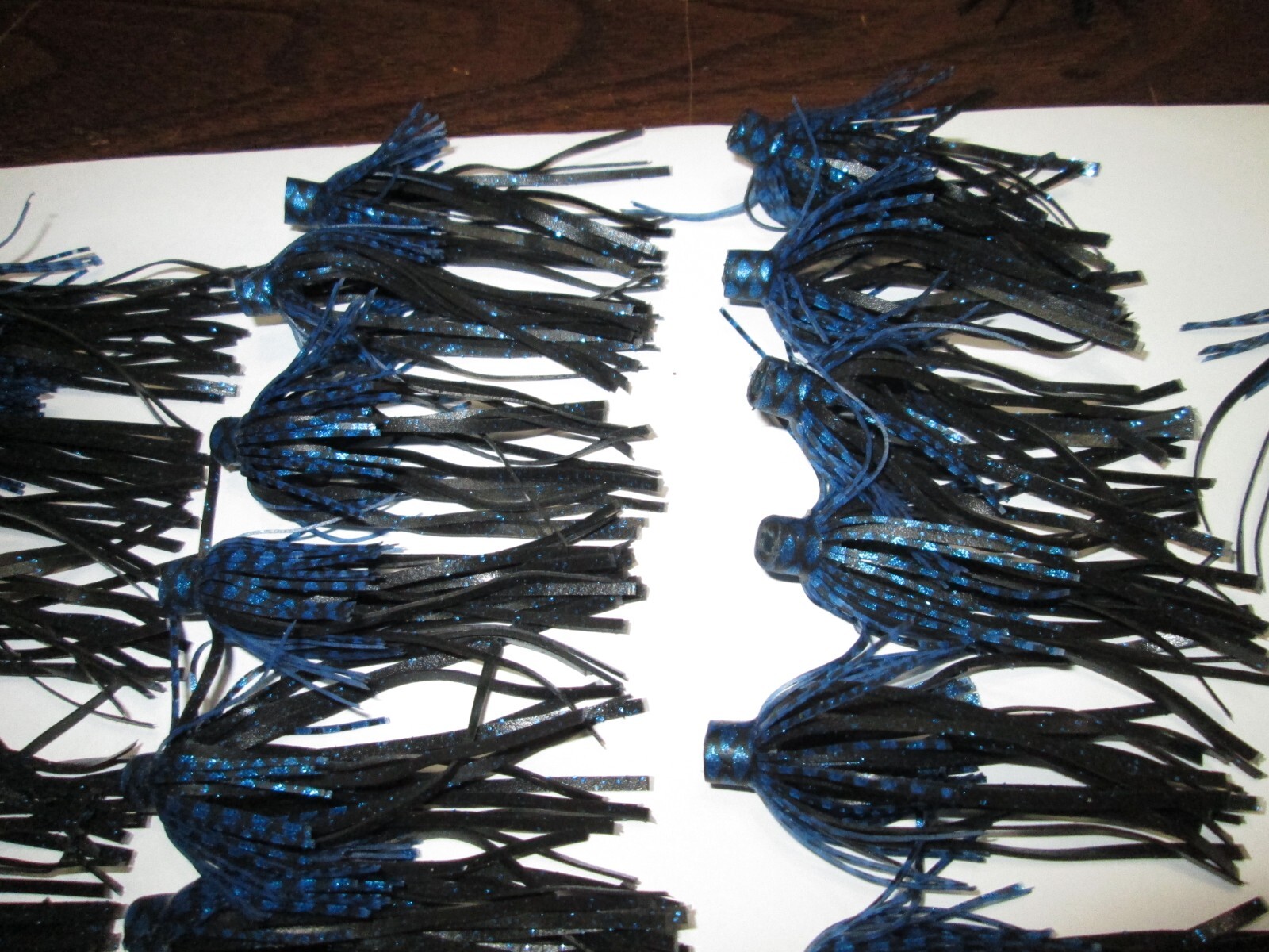 25 - QUICK CHANGE SILICONE RUBBER SKIRTS - 2 1/2" LONG - BLACK AND BLUE*,,