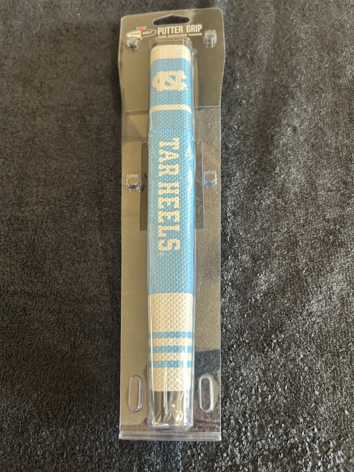 Team Golf North Carolina Tar Heels Oversized Pistol Putter Grip NCAA Licensed