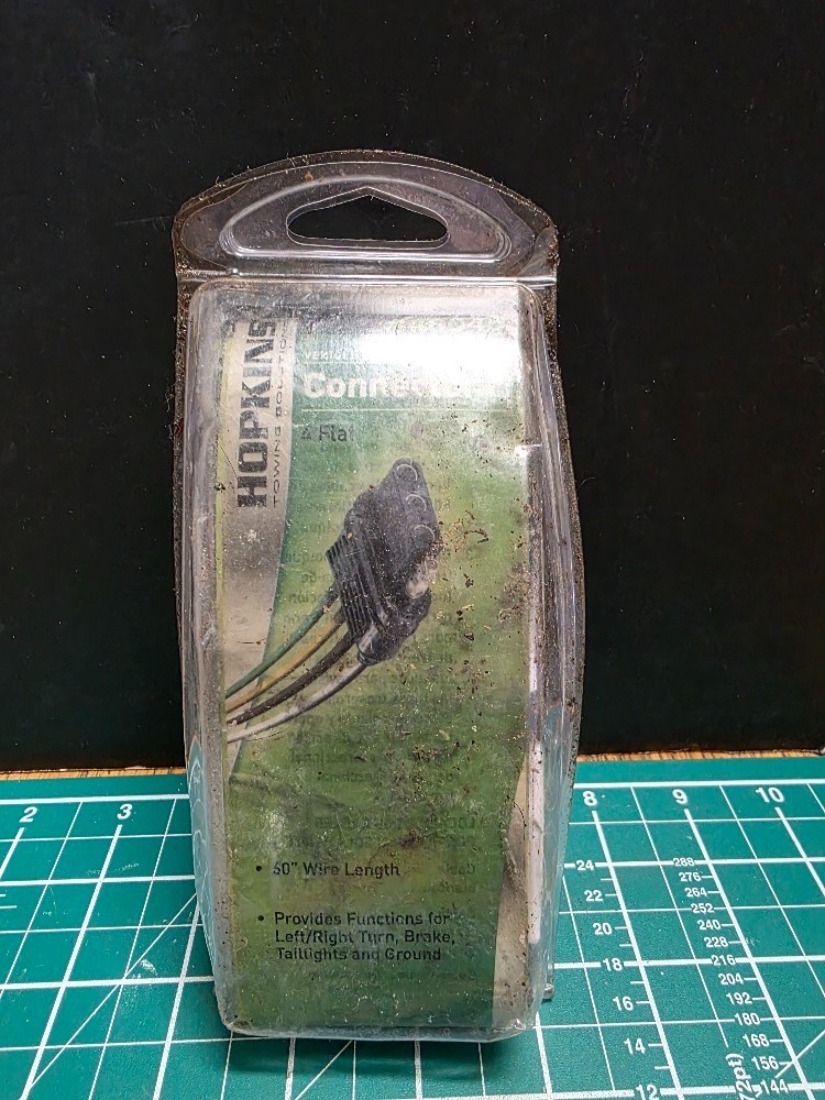 Hopkins 48045 4 Wire Flat Car End 60"  NOS  (JR)