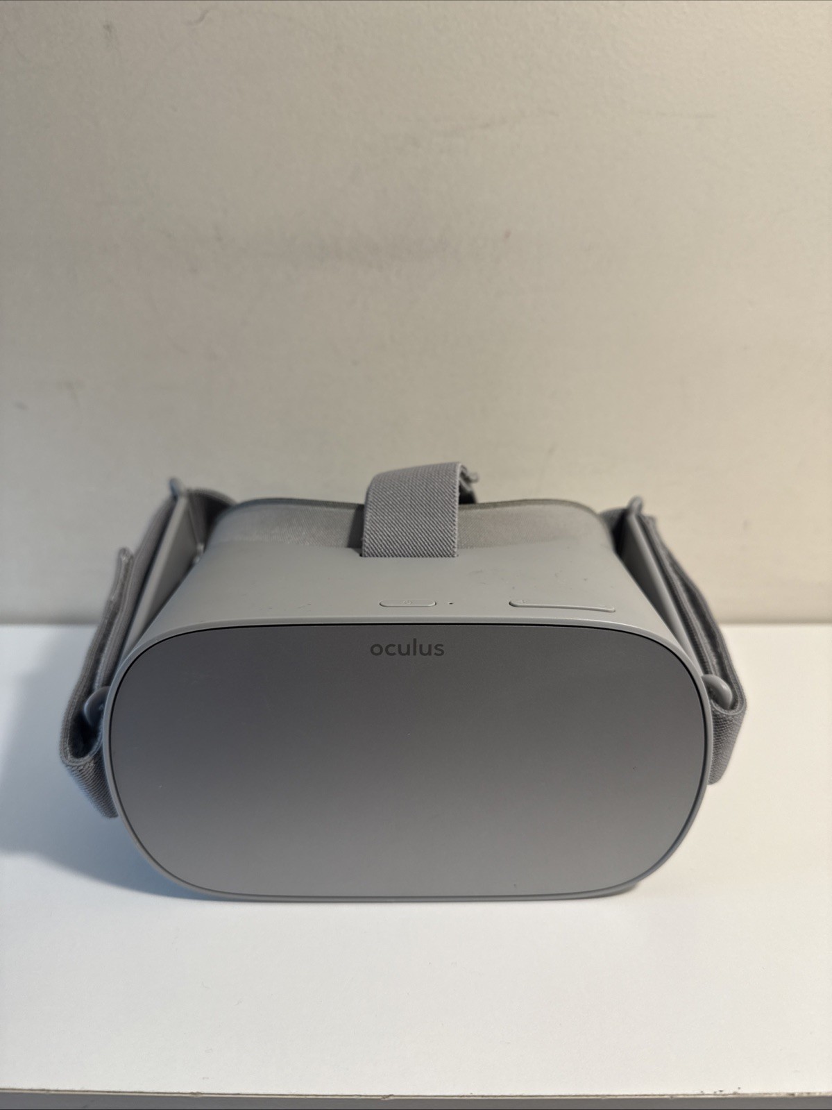 Oculus Go 32GB Standalone Virtual Reality Headset MH-A32 - No Controller - WORKS