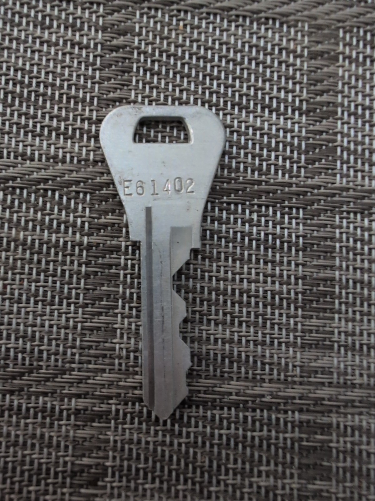 Weiser Key E61402