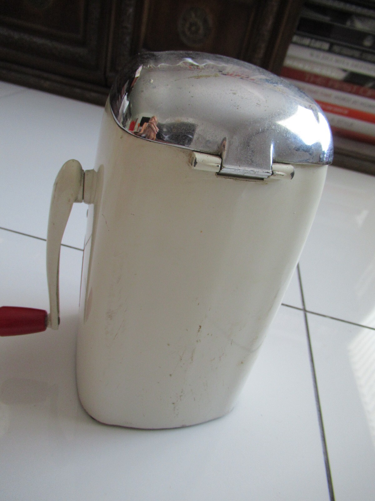 Vtg ICE-O-MAT Rival Vogue White ICE CRUSHER Hand Crank CounterTop 455 CLEAN!