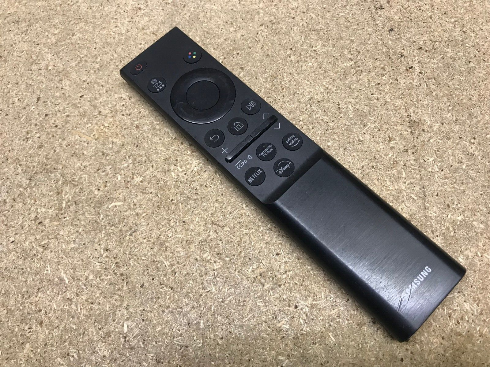 Original Samsung BN59-01457A Remote ( Scratched )