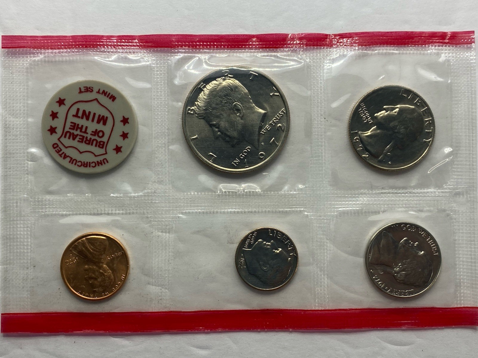 1972 P & D US Mint Set United States OGP - Nice Set