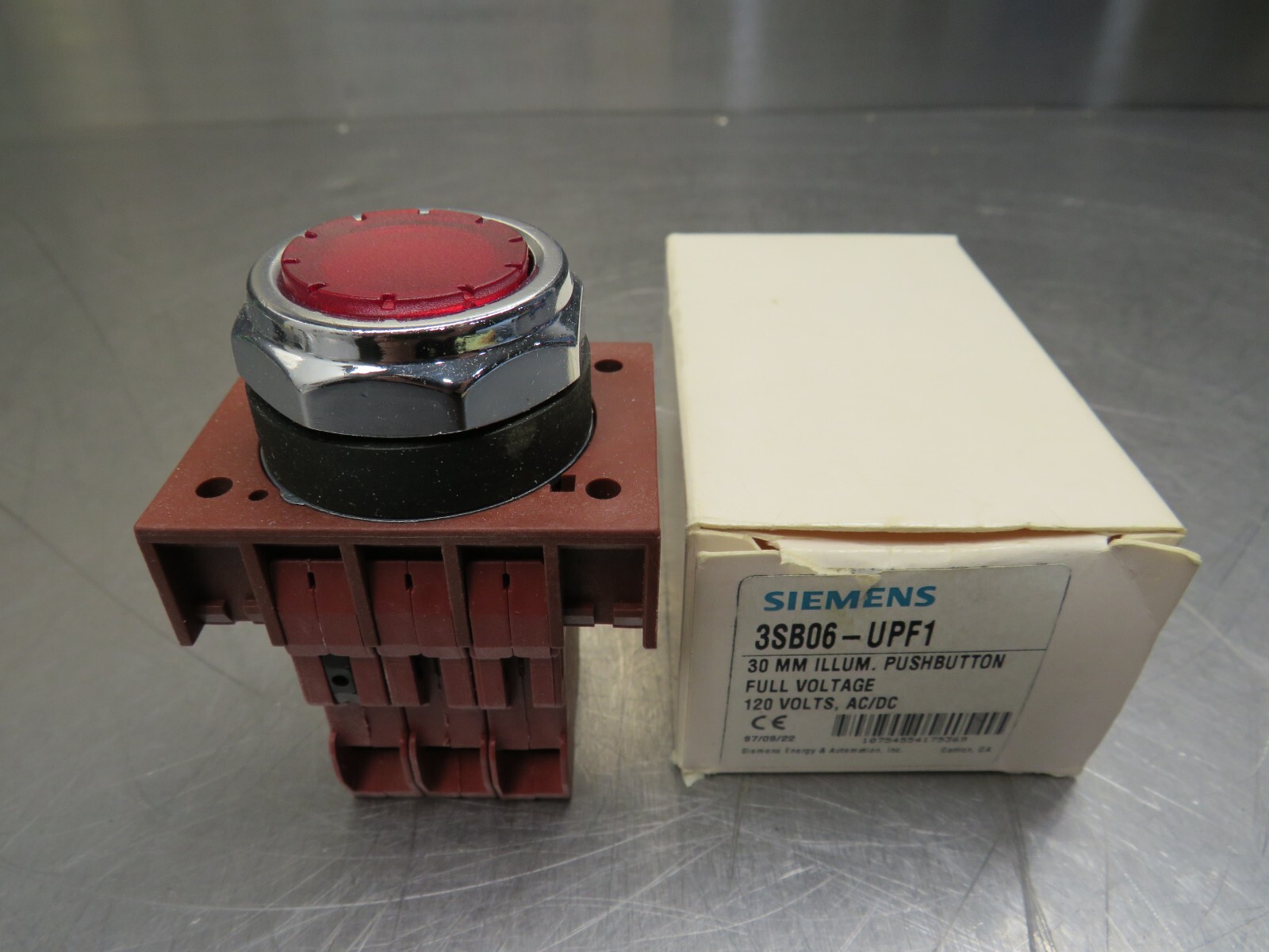 Siemens 3SB06-UPF1 Push Button Red Illuminated
