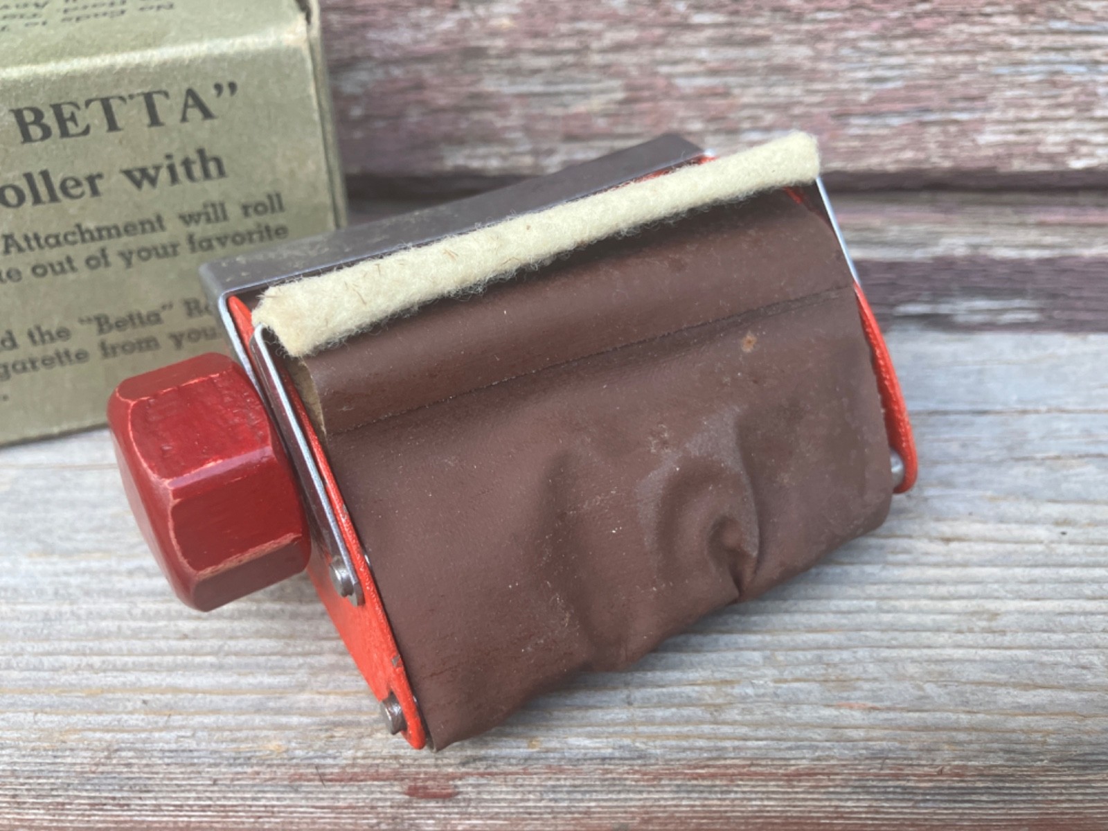 VTG BETTA CIGARETTE ROLLER w BOX AKRON OHIO