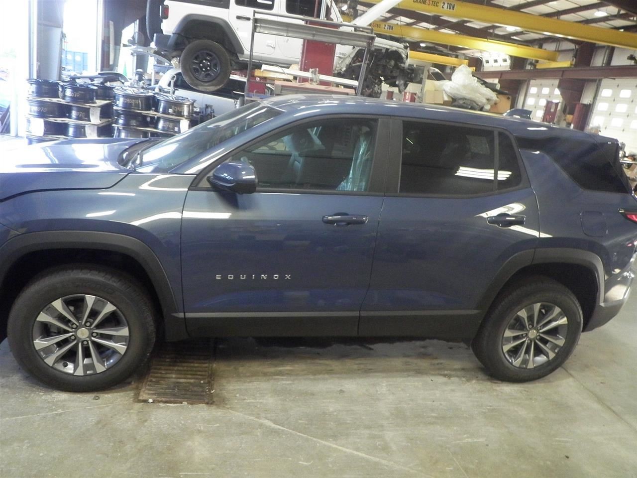 2026 Equinox Upper/Lower Air Shutter