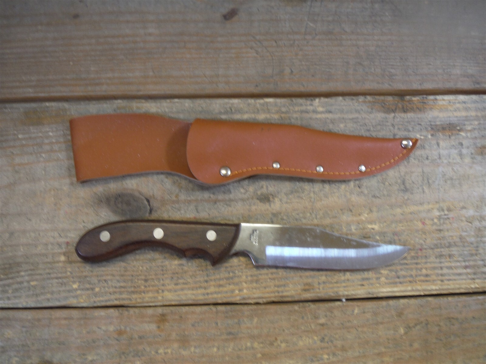 Vintage Interper Japan/Stainless/Wood Handle Hunting Knife *B03