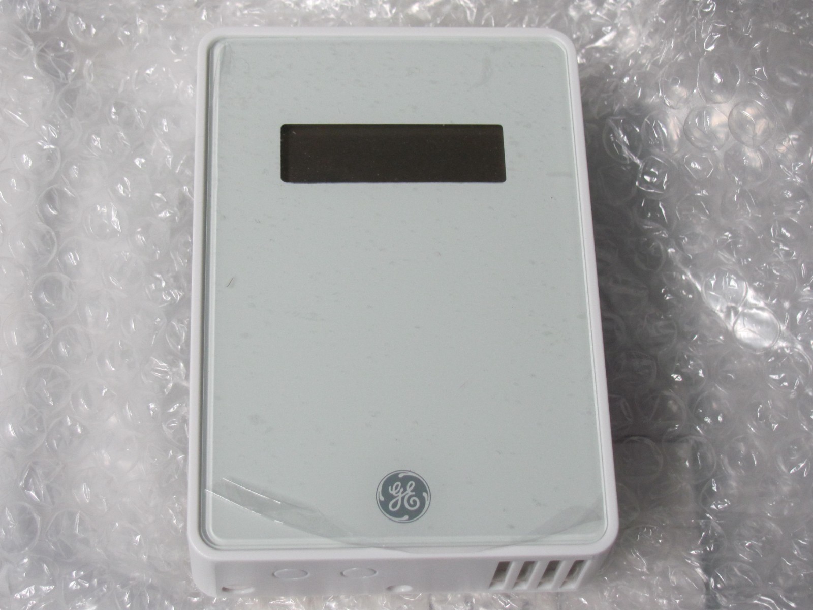 GE Sensing T8100-D Ventostat CO2 Ventilation Controller TMP, LCD, WHT