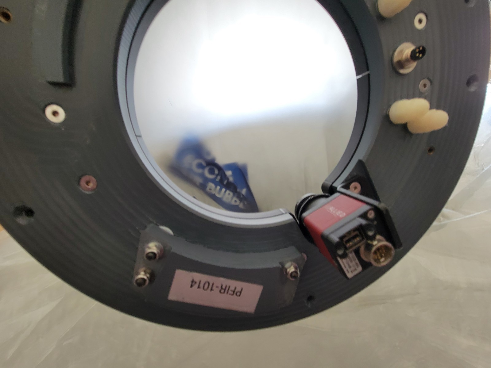 Pufferfish interactive Display sphere works with Barco F35 (NOT INCLUDED)
