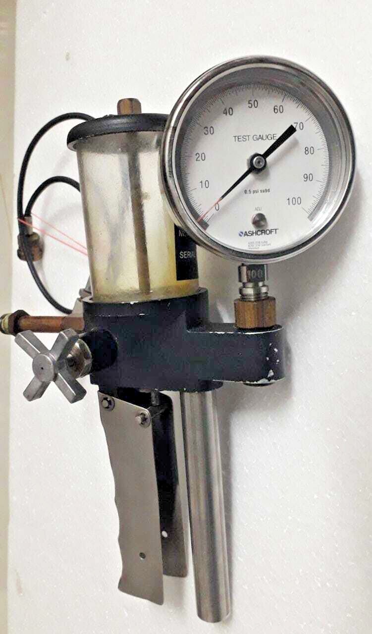 Ametek T-620 Hydraulic Hand Pump, 0-3000 psi