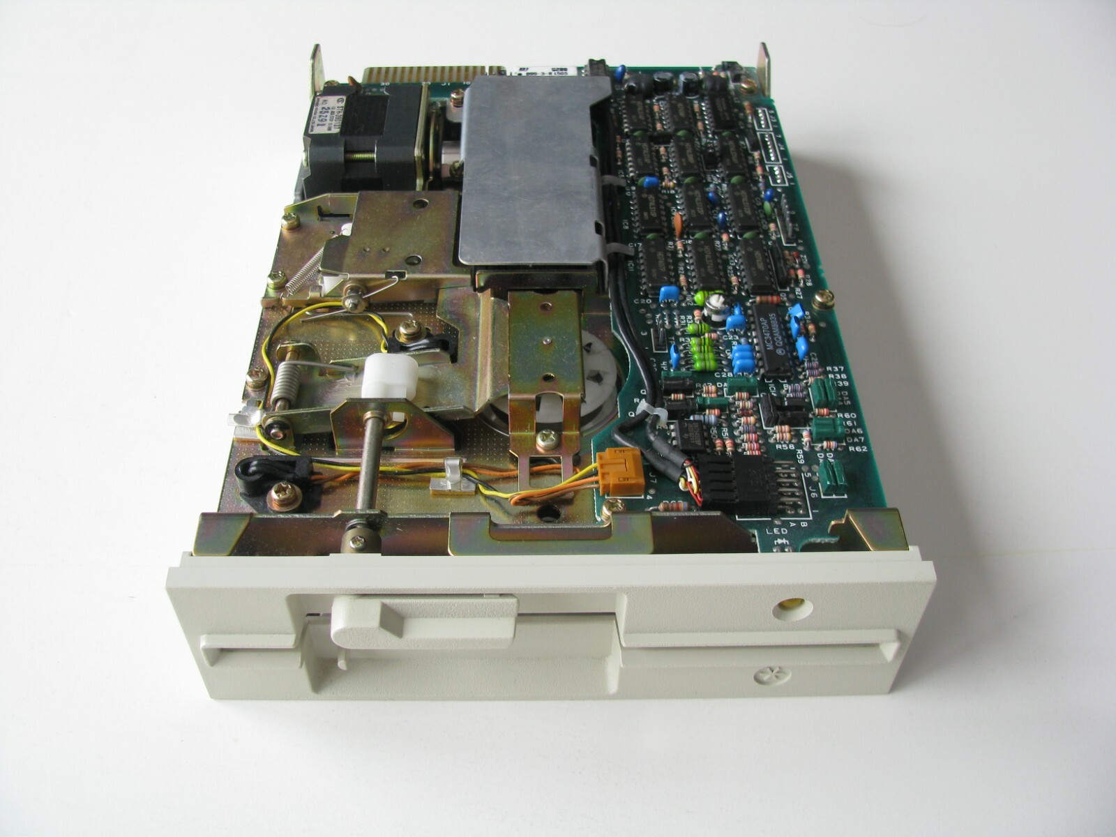 ALPS Electric Co. Ltd. 5.25"in Internal Floppy Disk Drive DFC222B05A FDD PC Part