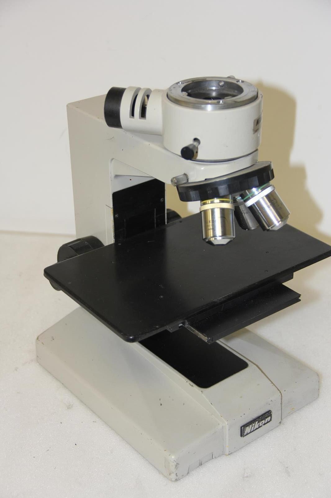 NIKON OPTIPHOT Microscope w/ Objectives and w/o Head