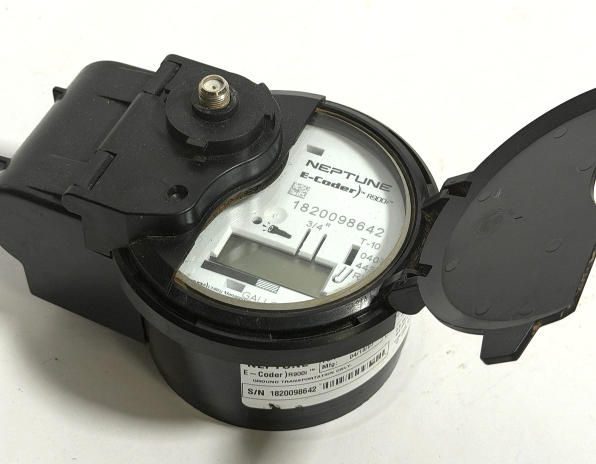 Neptune RW2G21 E-Coder R900i Water Meter Encoder with Attached Battery