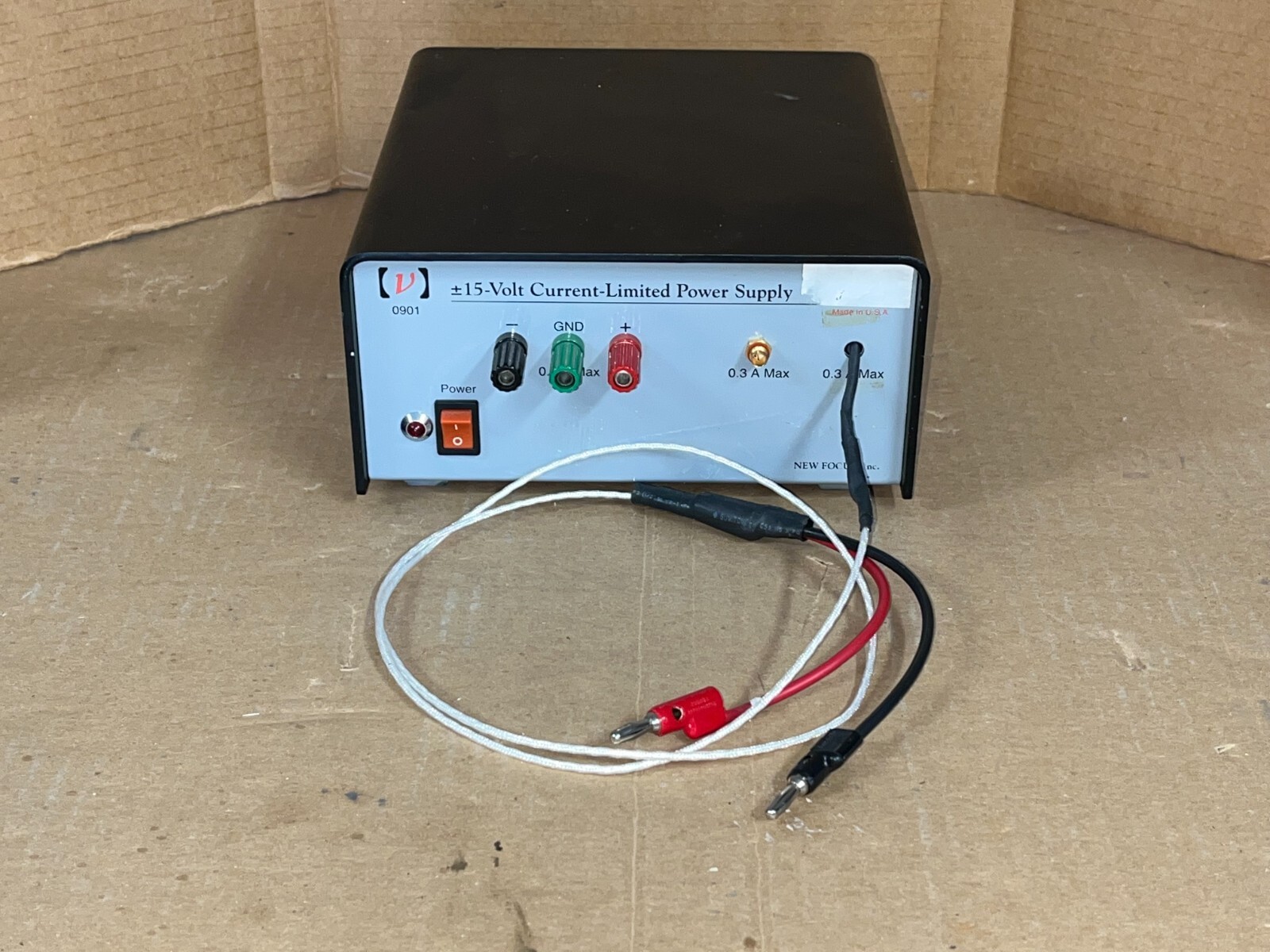 New Focus 0901 +/- 15 Volt Current Limited Power Supply Source - MODIFIED 09-464