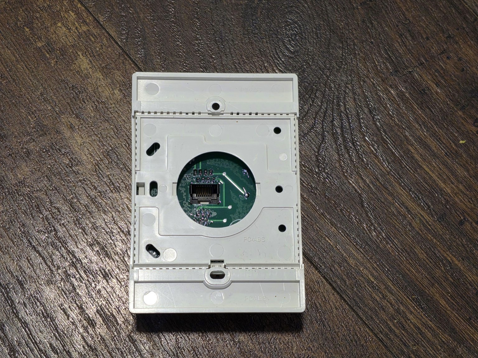 Johnson Controls NS-Series Network Room Sensor N2 Zone Bus Setpoint Slider