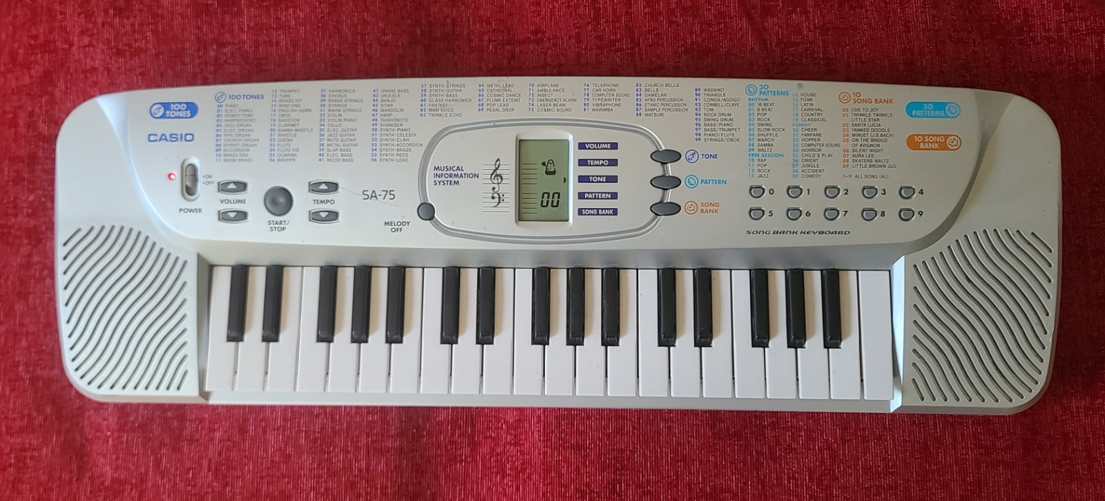 Casio SA-75 Electronic Keyboard