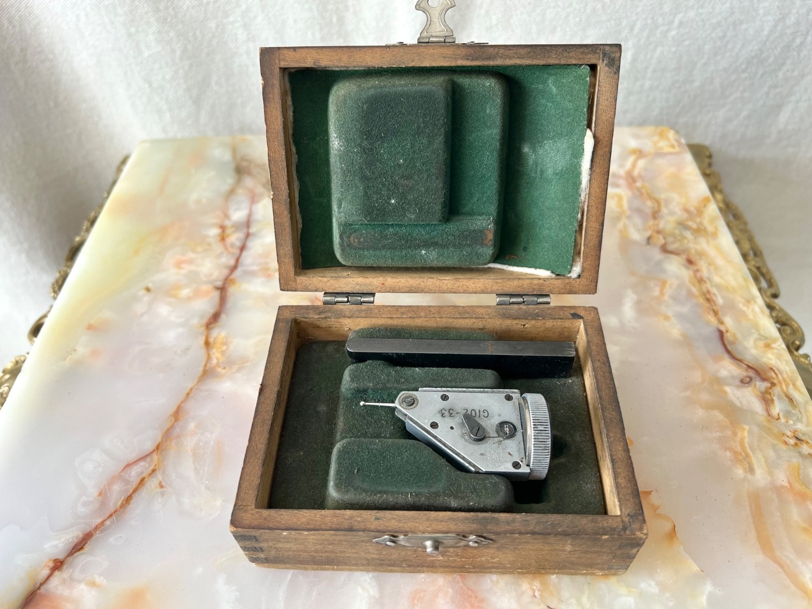 Vintage Federal Testmaster L-5 .0005 Swiss Dial Test Indicator w/ Wood Case