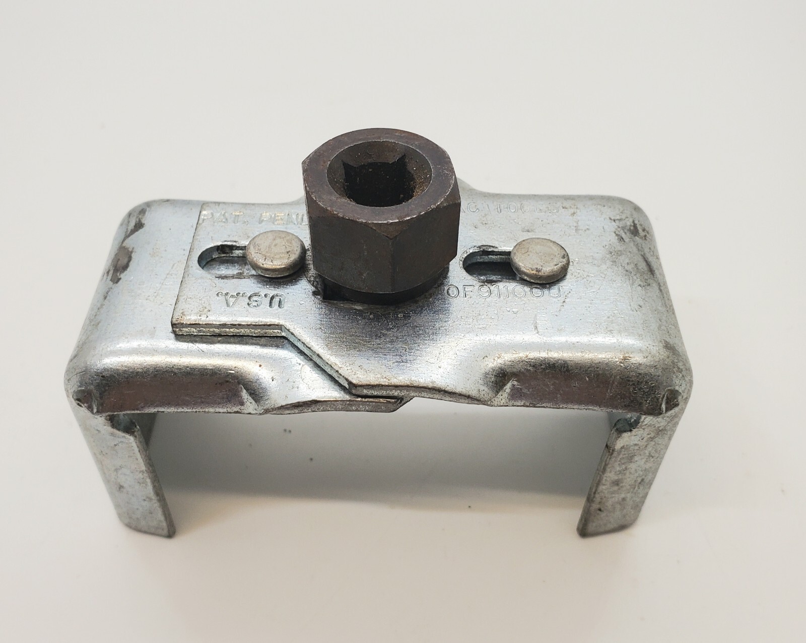 Mac Tools Universal Oil Filter Wrench 3-5/8" - 3-15/16" #OF91100U Retired