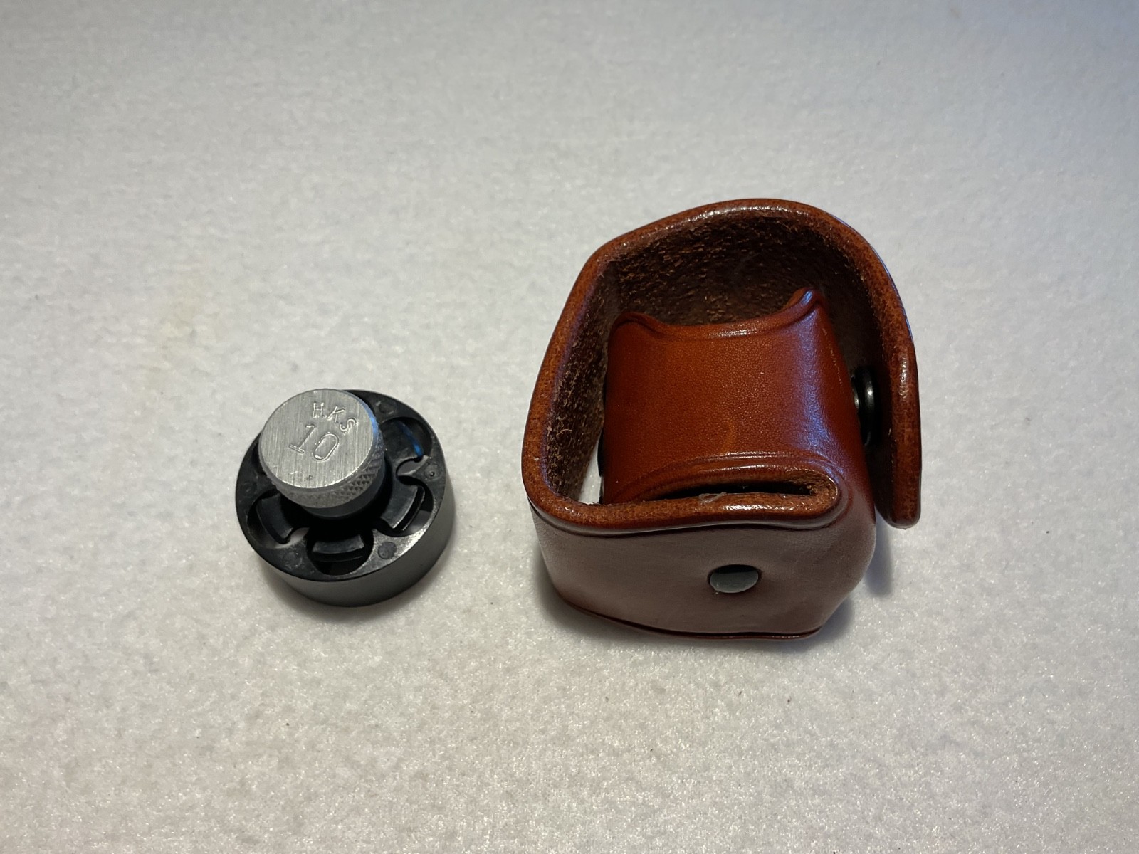 Galco Speedloader Carrier Leather 38/357 with Shell Holder # 10 Real Nice