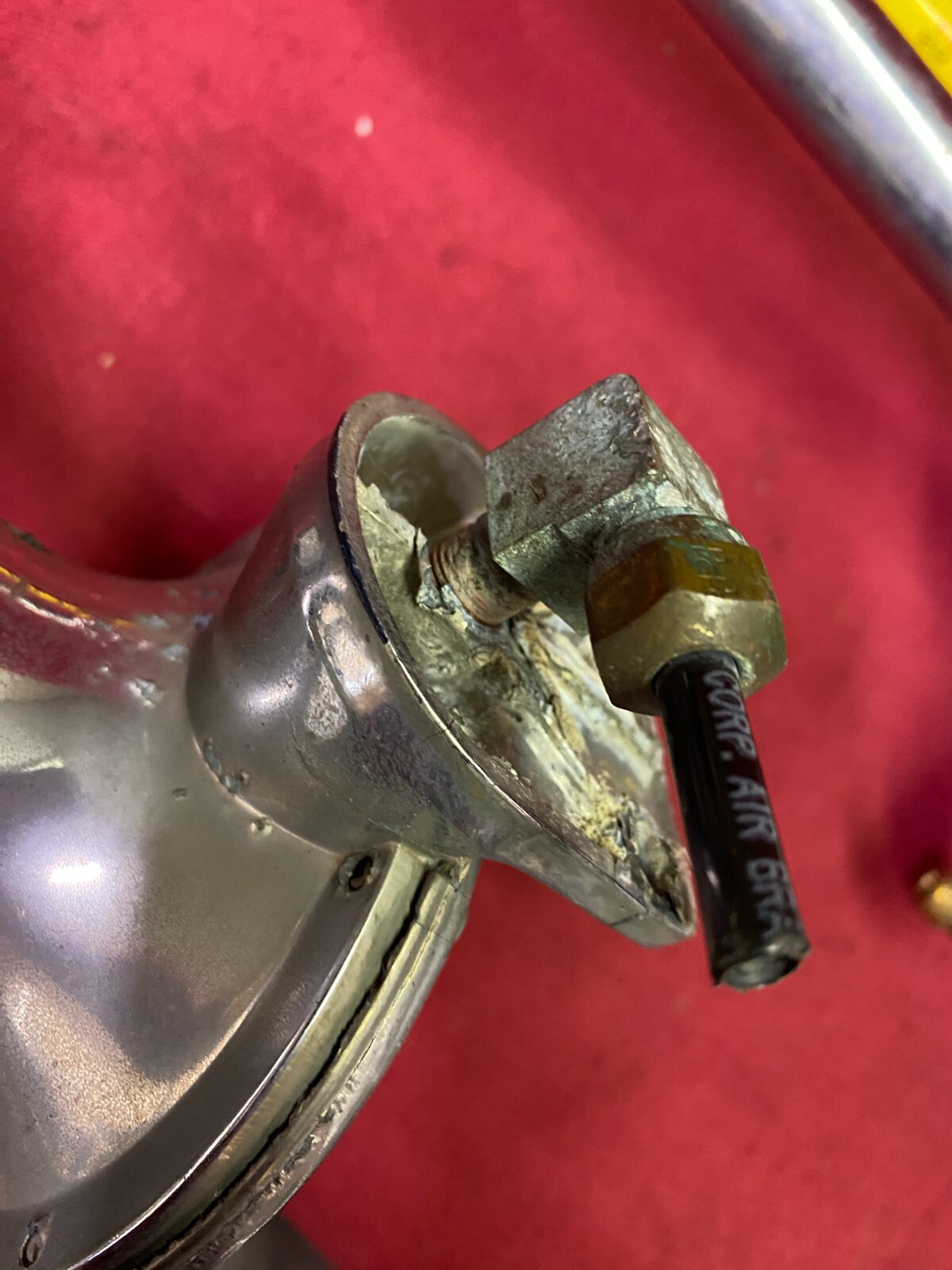 AIR HORN ,GROVER PRODUCTS CO.