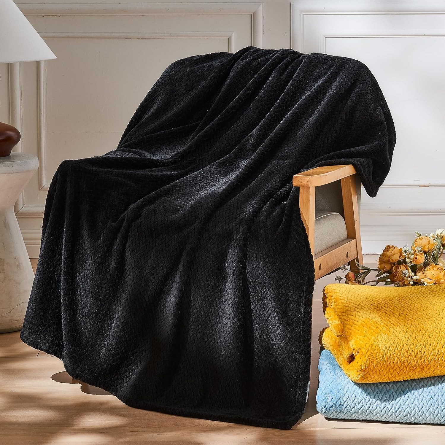 Super Soft Queen Blanket Black Premium Silky Flannel Fleece Leaves Pattern