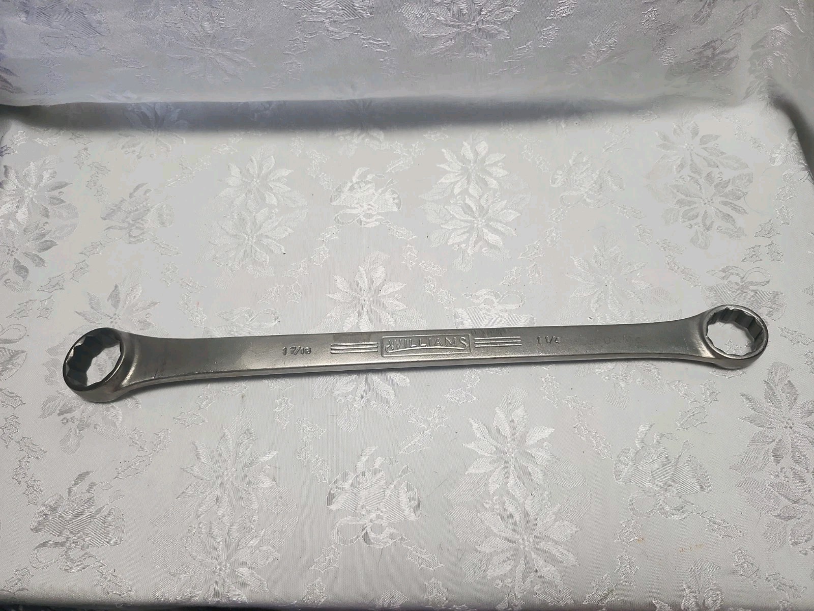 WILLIAMS SUPERRENCH TOOLS 7039  17/16" x 1-1/4" BOX WRENCH, 12 POINT See Photos