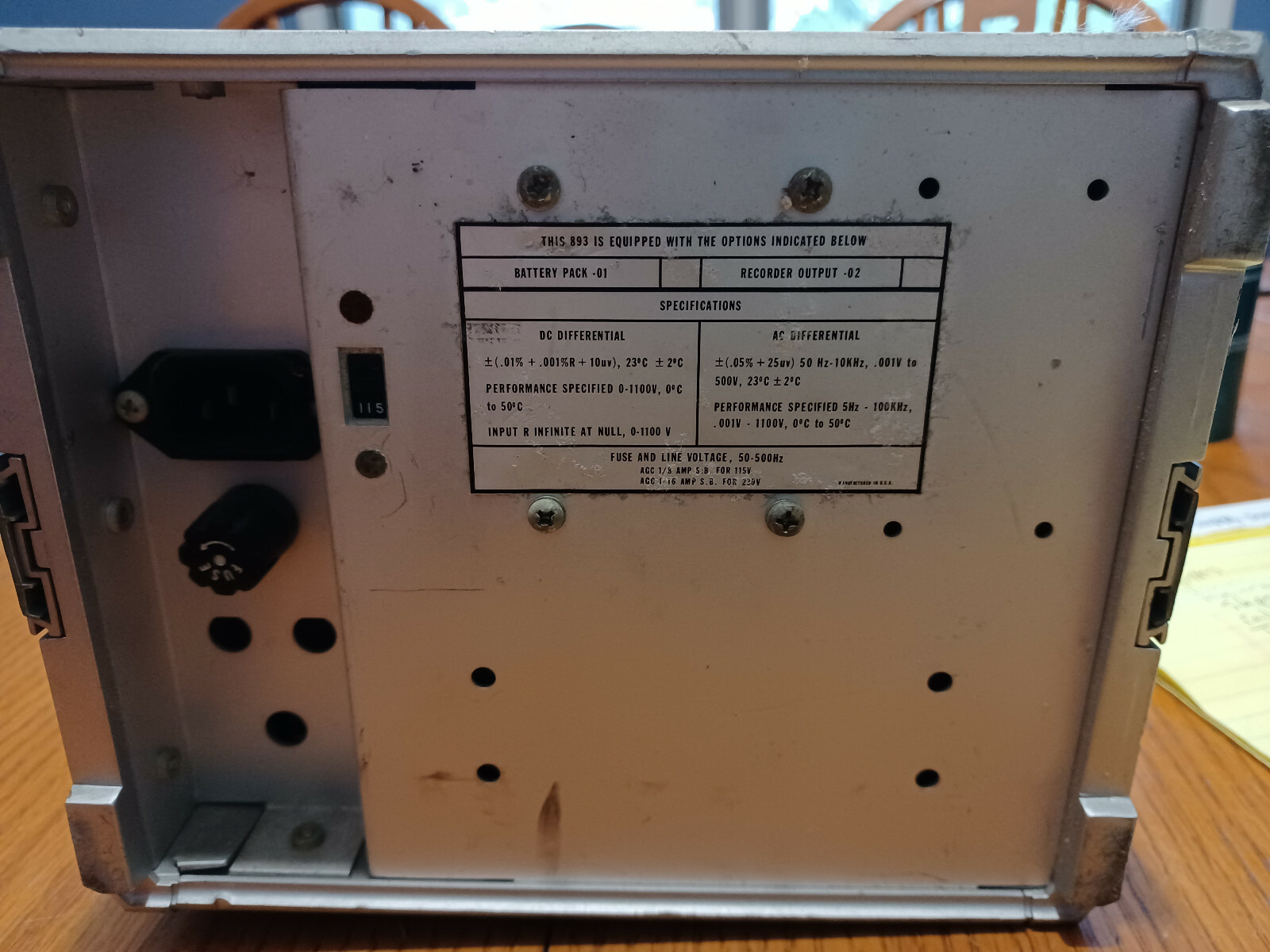 FLUKE 893A AC/DC DIFFERENTIAL VOLTMETER