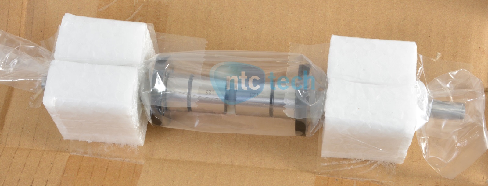 NEW! Misumi BSJM13 13mm x 260mm Ball Spline Shaft BSJM13-260-F38-E22-P10-Q10-NTW