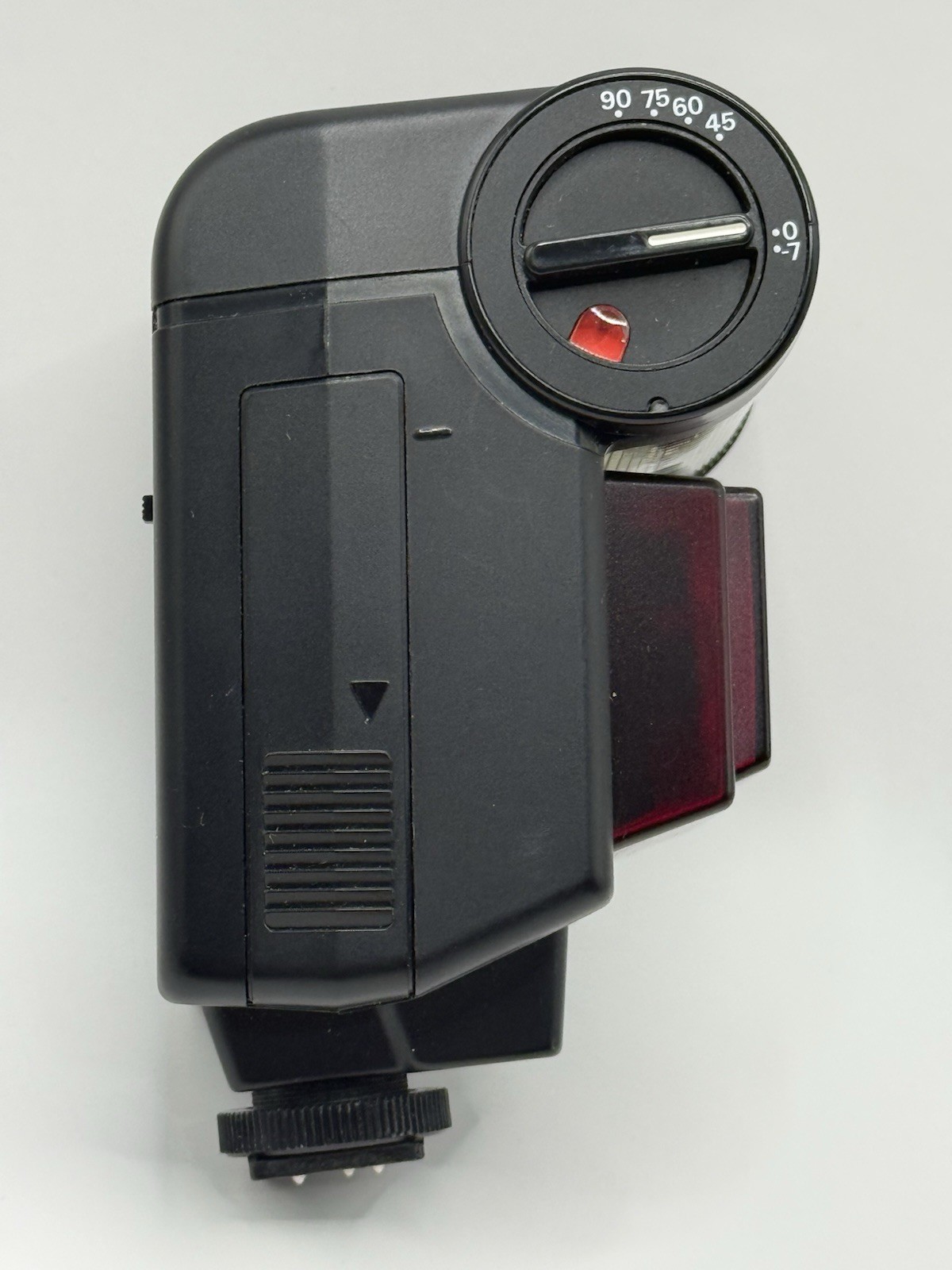 Nikon Speedlight SB-20 Shoe Mount Flash for Nikon DSLRs