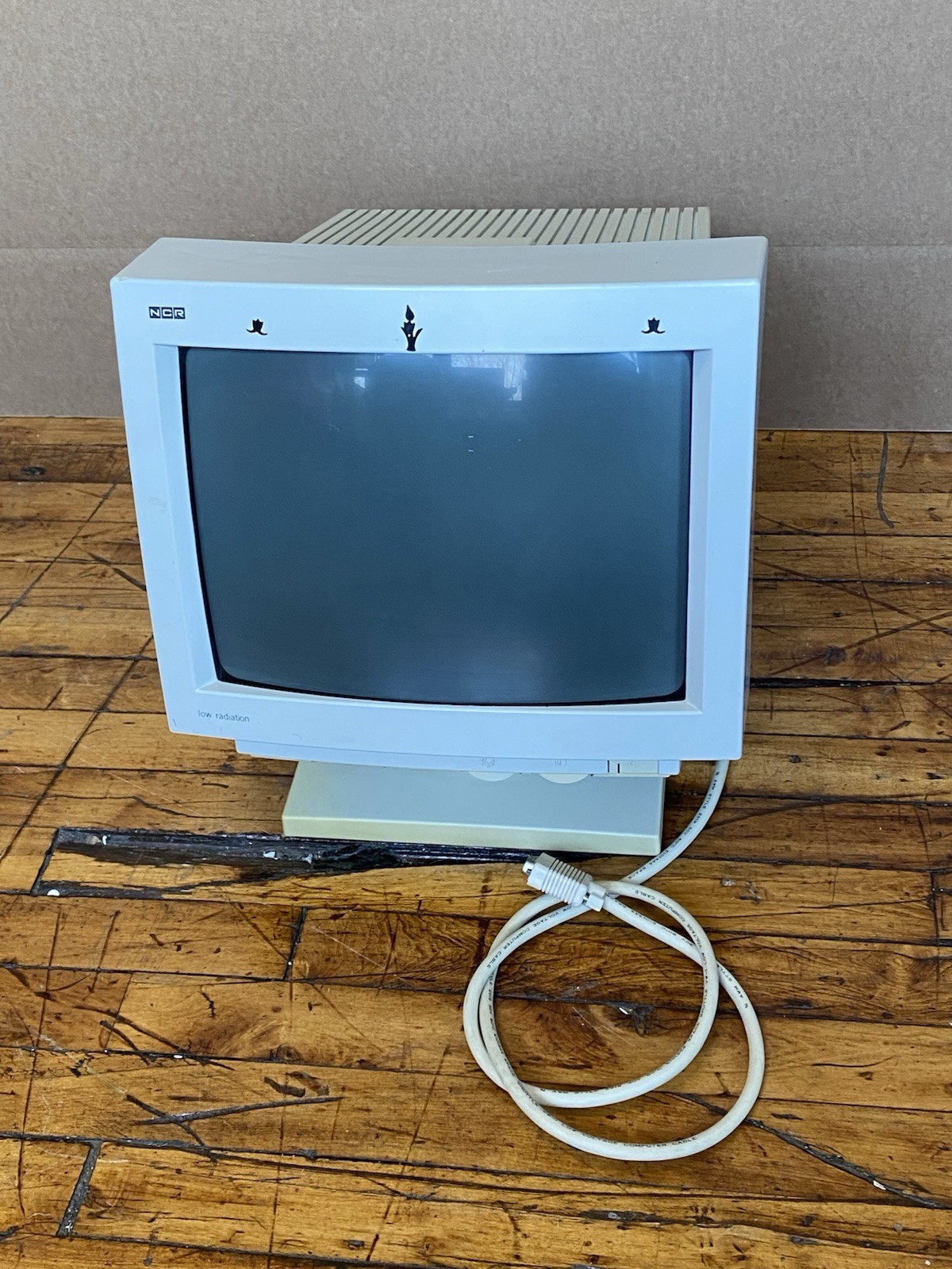 Vintage NCR Model 0261 13" CRT Monitor Beige Computer Display 1993 Tested Works