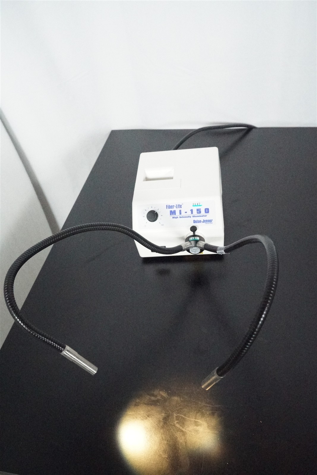 Dolan-Jenner MI-150 Fiber-Lite High Intensity Illuminator + Dual Gooseneck