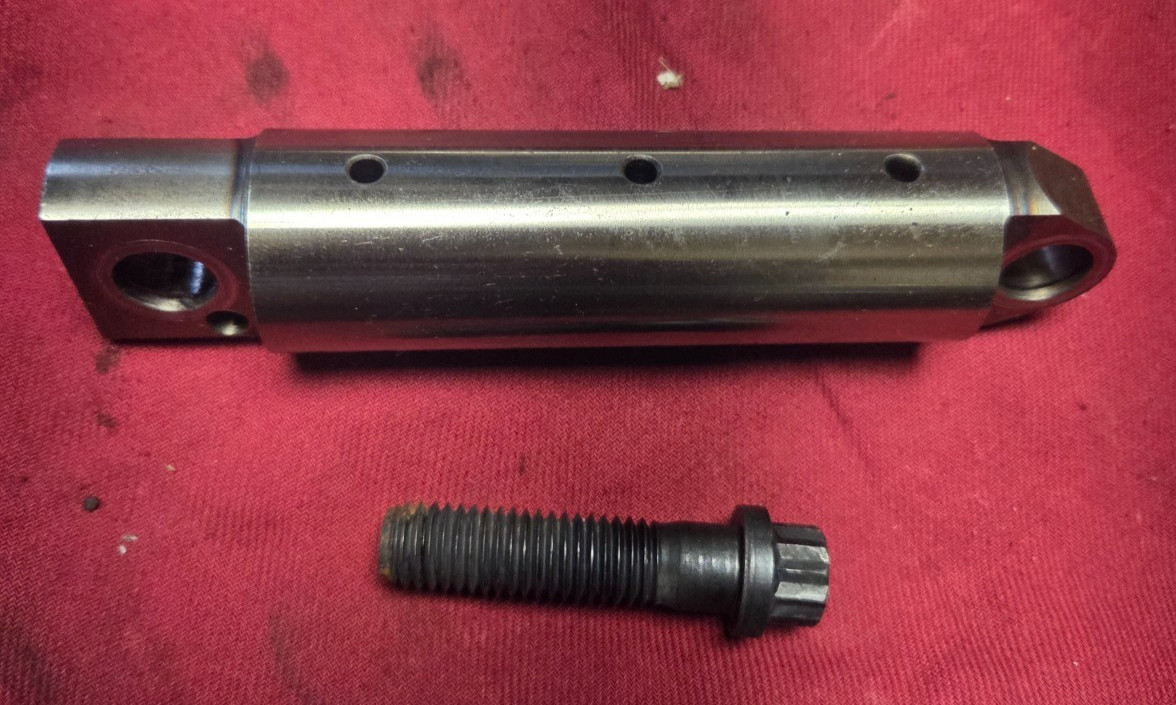CUMMINS N 14    , 6.5 INCH,  ROCKER ARM SHAFT