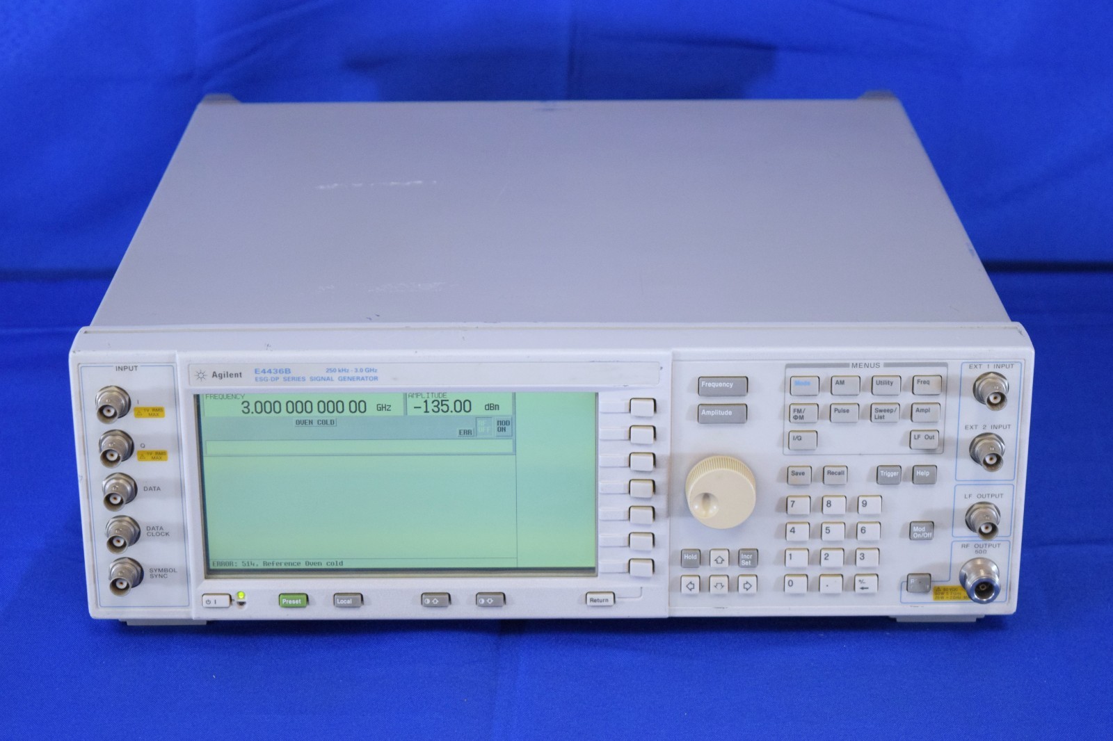Agilent E4436B /100/UN5/UND ESG-DP Series Signal Generator 250kHz - 3GHz