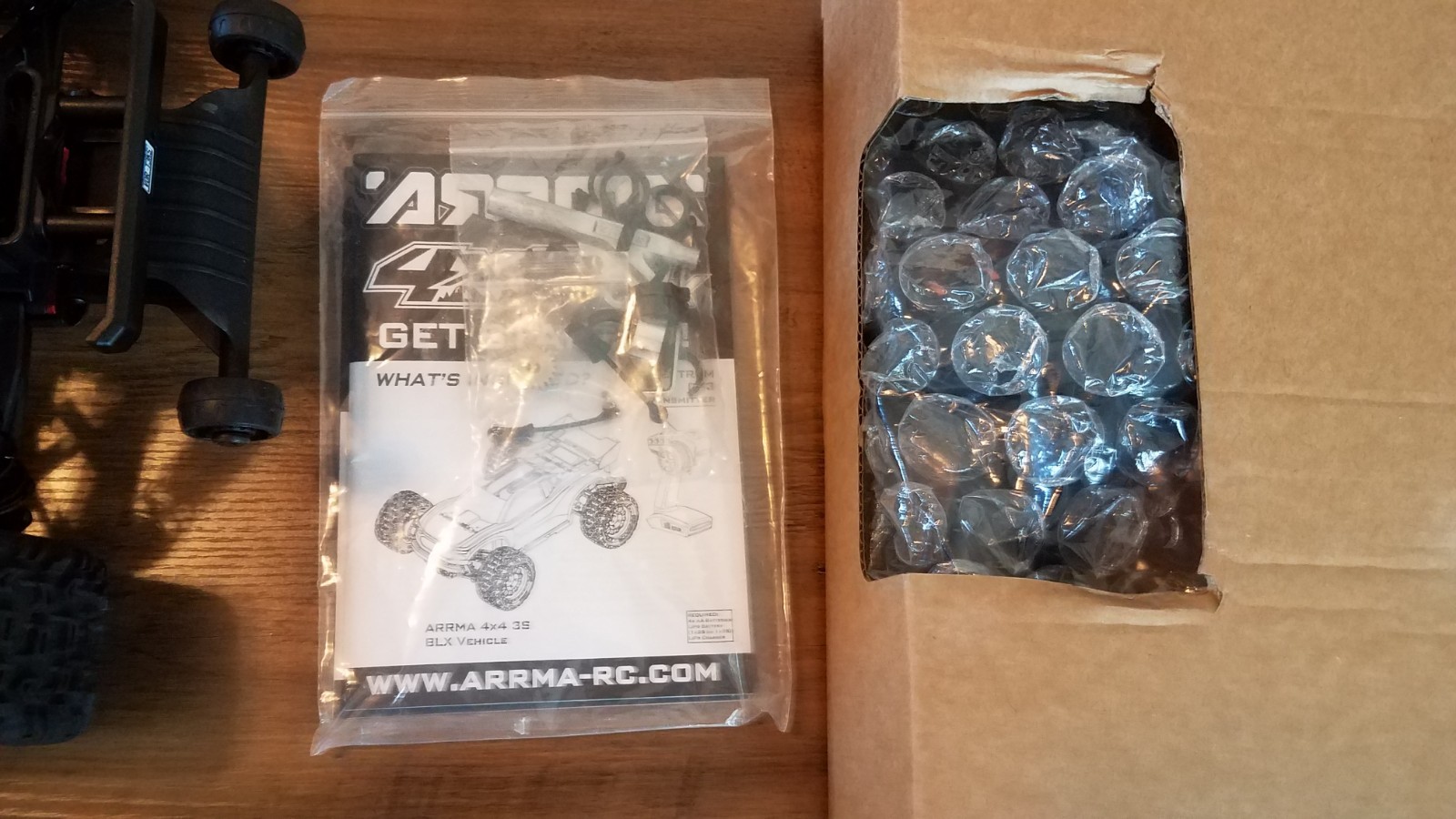 Arrma ARA4305V3T3 Vorteks 4×4 3s Blx 1:10 Scale Stadium Truck RTR Brand New