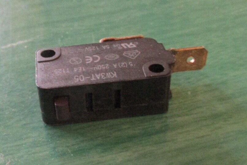 Bosch / Thermador Cooktop / Range - SPARK IGNITION SWITCH - 00428049 - NEW!